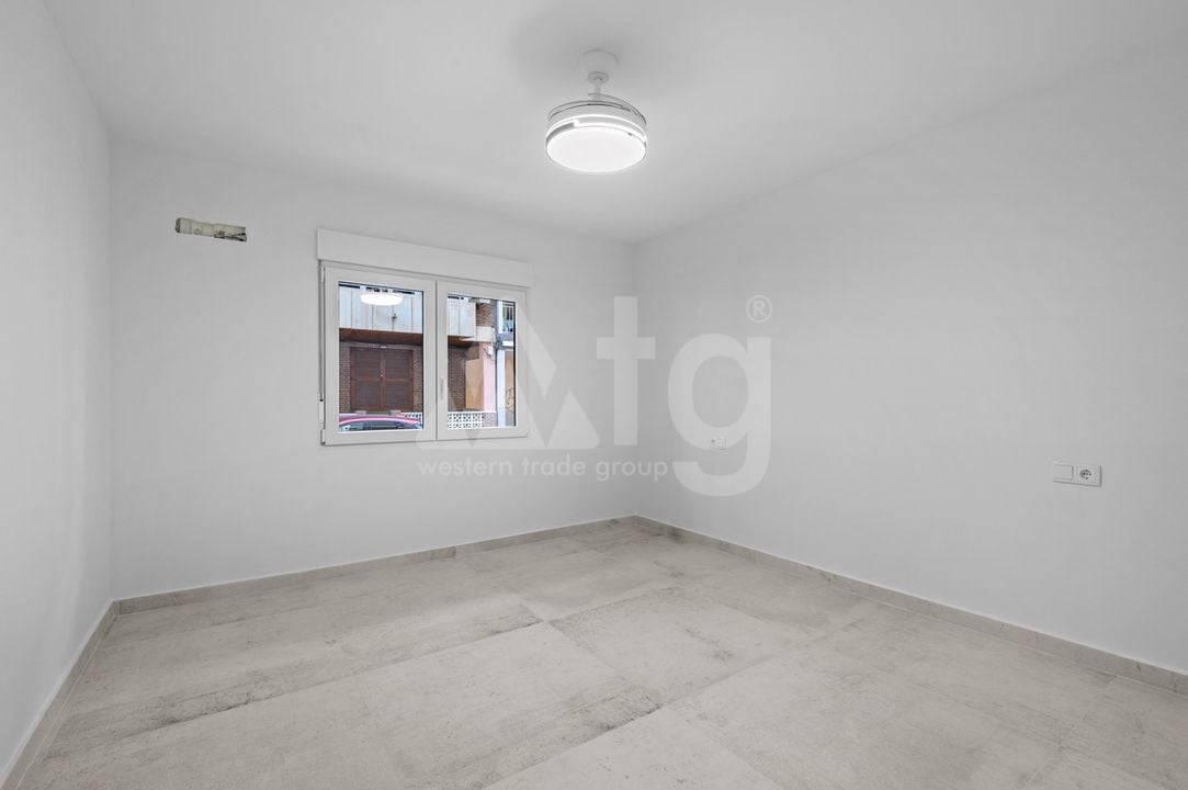 3 bedroom Apartment in Torrevieja - CBB141169 - Photo - 17