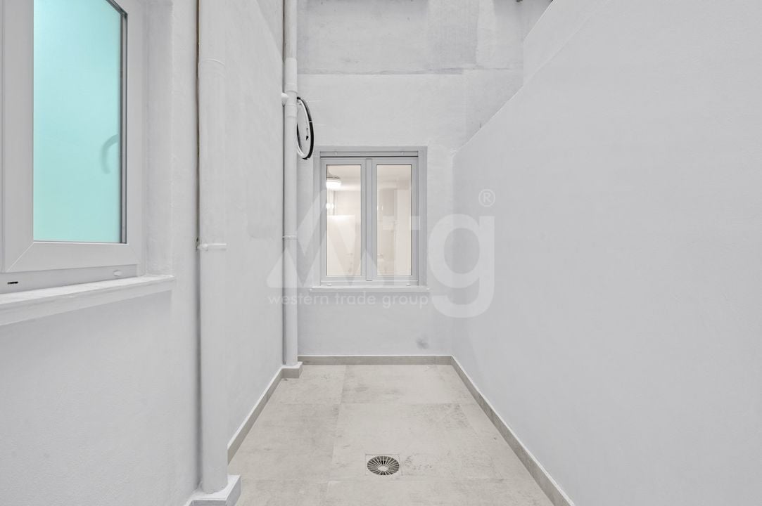 3 bedroom Apartment in Torrevieja - CBB141169 - Photo - 18
