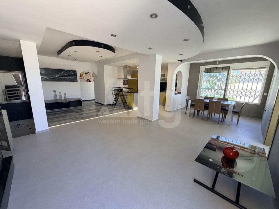 Villa de 5 chambres à Torrevieja - IMC141297 - Photo - 4