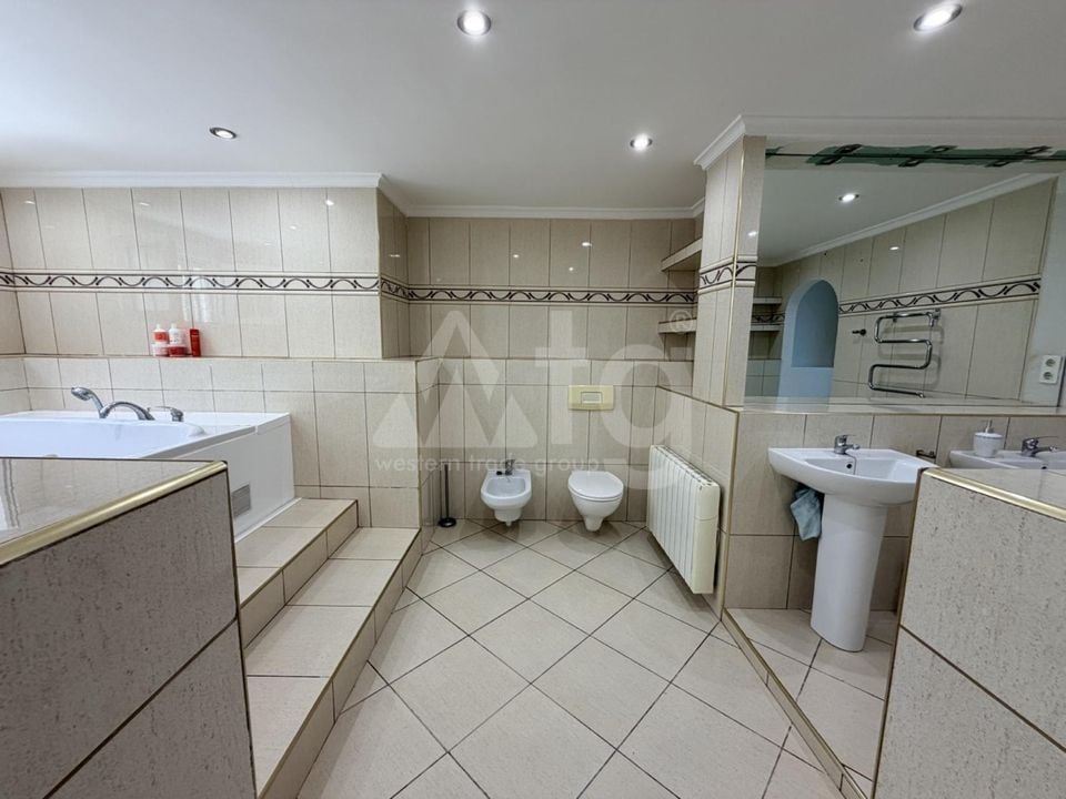 Villa de 5 chambres à Torrevieja - IMC141297 - Photo - 24