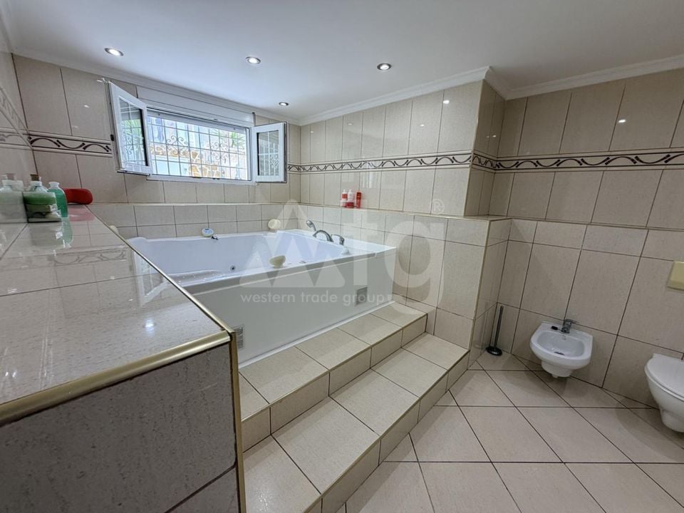 Villa de 5 chambres à Torrevieja - IMC141297 - Photo - 25