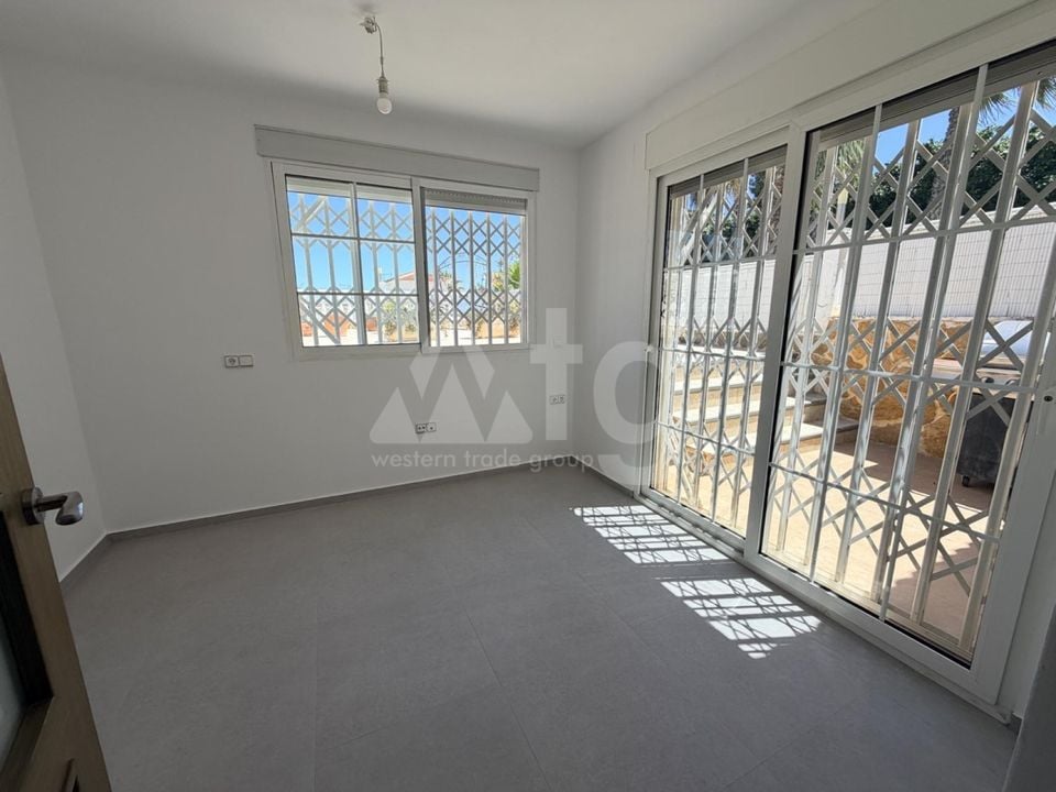 Villa de 5 chambres à Torrevieja - IMC141297 - Photo - 31
