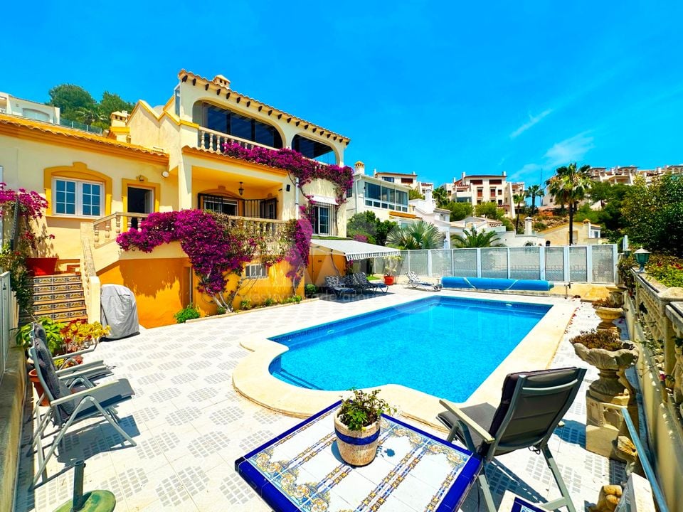 3 bedroom Villa in Orihuela Costa - FPS141341 - Photo - 2
