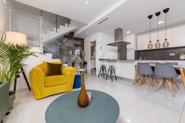 Townhouse de 3 chambres à Las Filipinas - URE141577 - Photo - 9