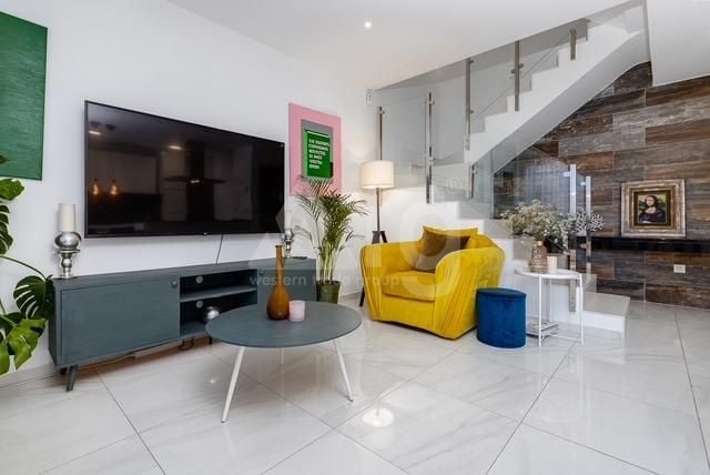 Townhouse de 3 chambres à Las Filipinas - URE141577 - Photo - 8
