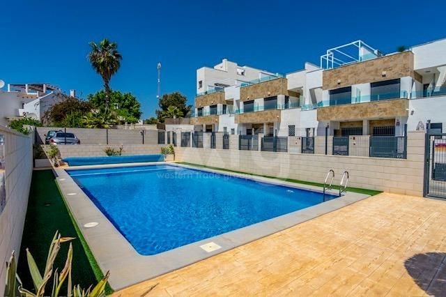 Townhouse de 3 chambres à Las Filipinas - URE141577 - Photo - 1
