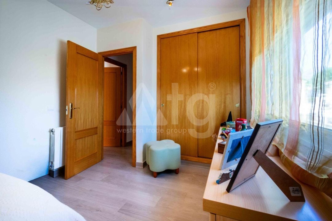 4 bedroom Villa in La Nucia - ABC141705 - Photo - 18