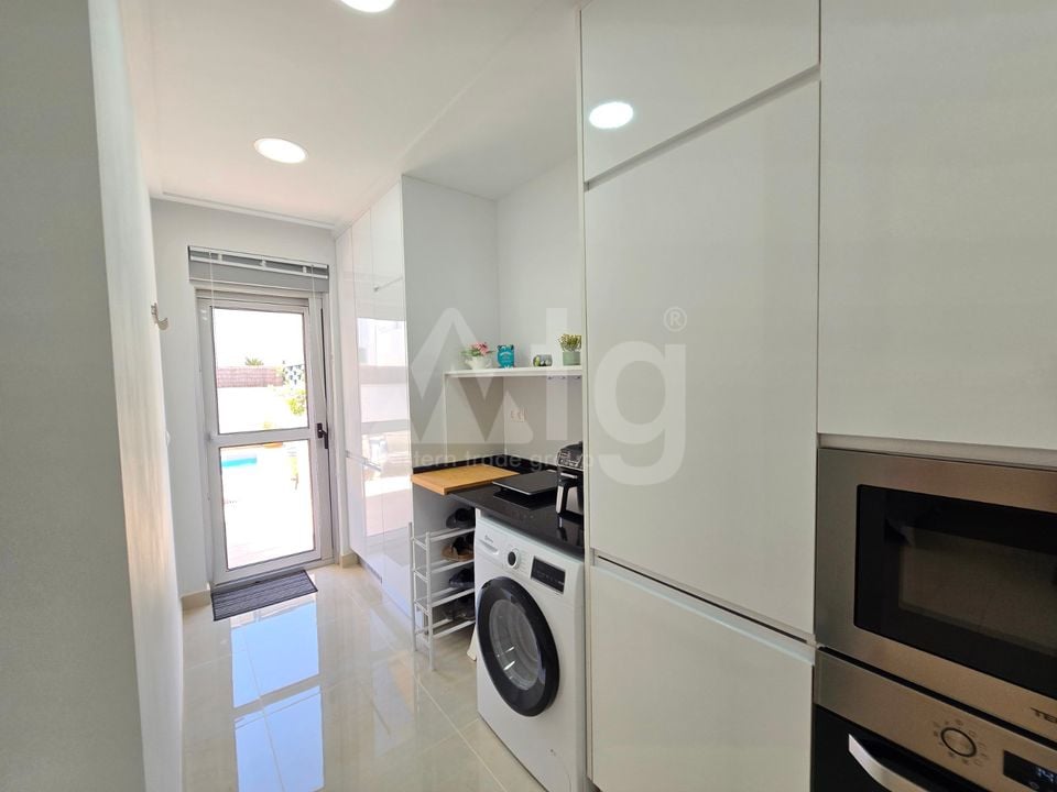 Villa de 3 habitaciones en Ciudad Quesada - DSR142038 - Foto - 11