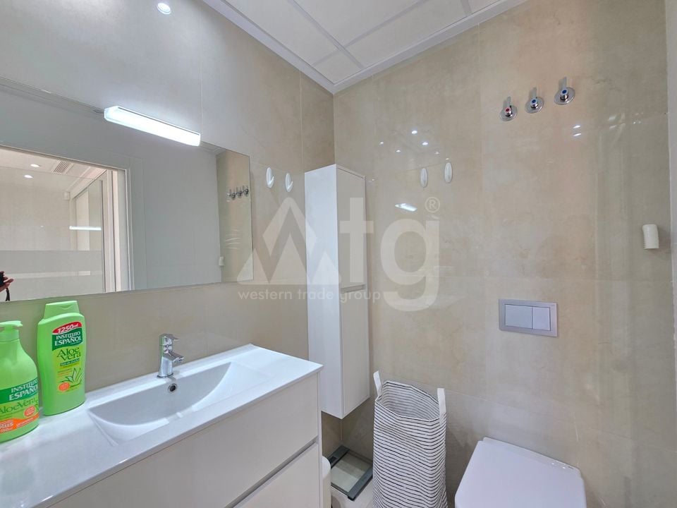 Villa de 3 habitaciones en Ciudad Quesada - DSR142038 - Foto - 20