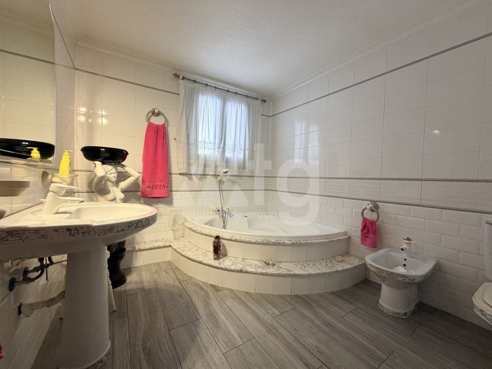 4 bedroom Townhouse in Formentera del Segura - CSH142322 - Photo - 16