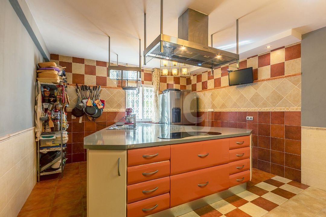 4 bedroom Villa in San Vicente del Raspeig - CBE142326 - Photo - 11