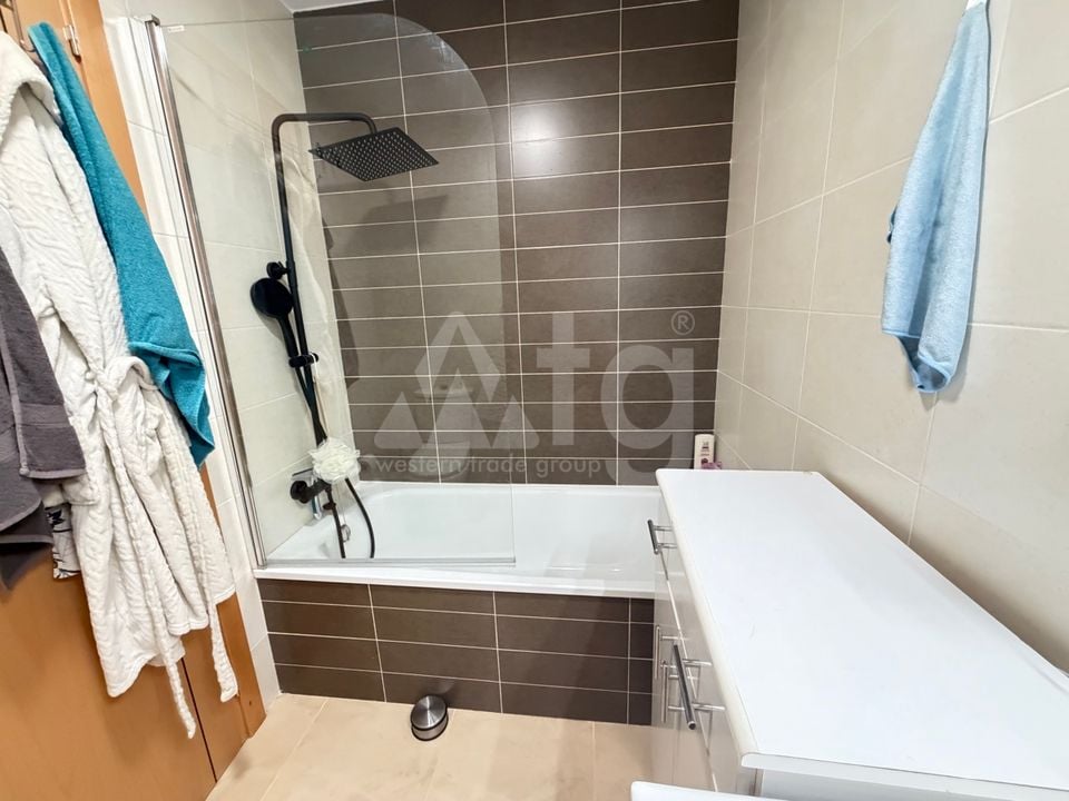 2 bedroom Penthouse in Orihuela - EES142354 - Photo - 12