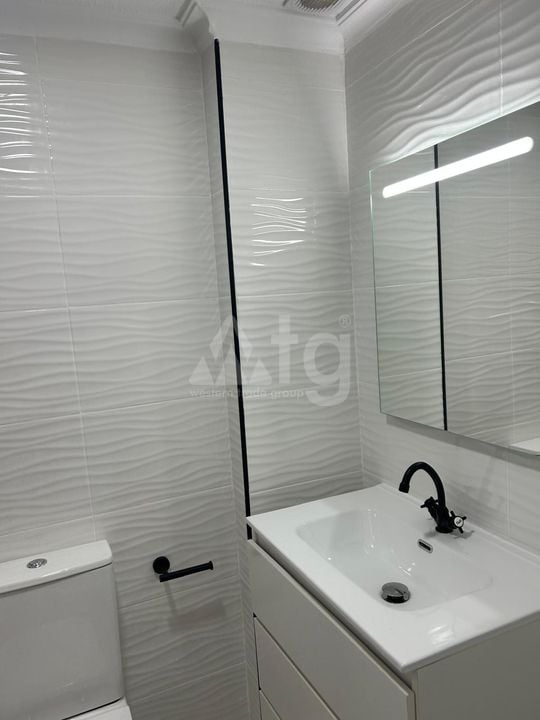Apartament cu 2 dormitoare în Torrevieja - VEC142487 - Imagini - 11