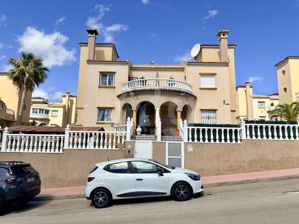 3 bedroom Villa in Orihuela Costa - CSH142768 - Photo - 1