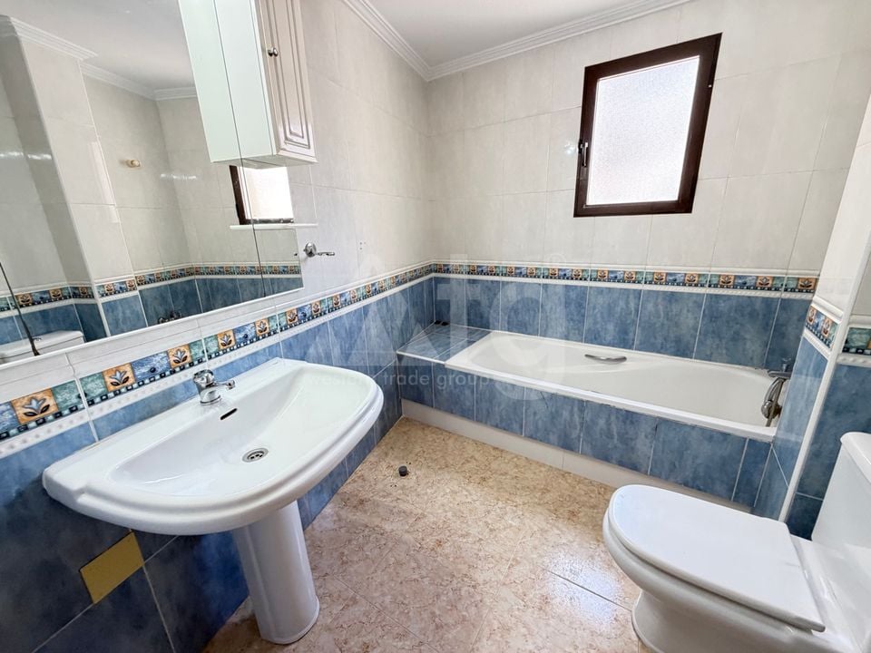 3 bedroom Apartment in San Miguel de Salinas - EES142794 - Photo - 13