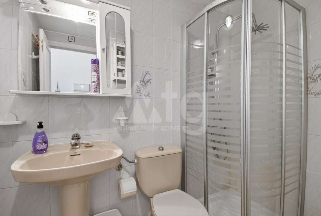 1 Schlafzimmer Appartement in Torrevieja - EES142799 - Foto - 10