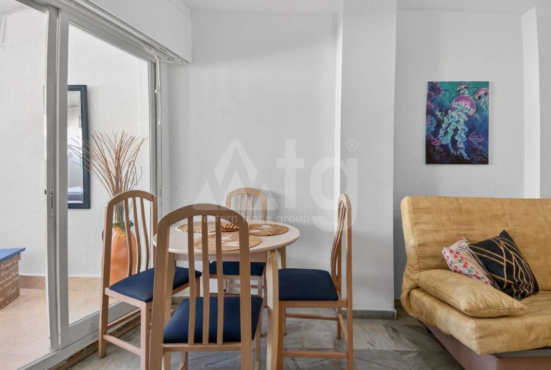 1 Schlafzimmer Appartement in Torrevieja - EES142799 - Foto - 4