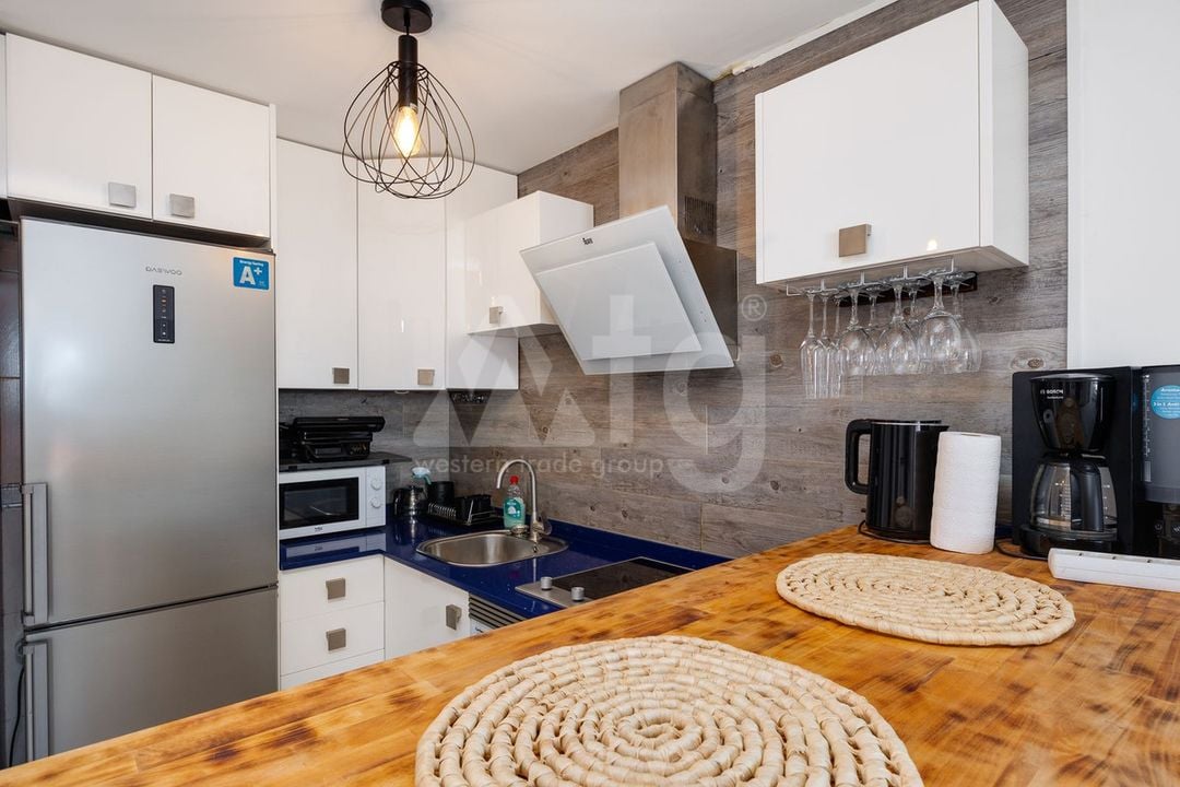 1 Schlafzimmer Appartement in Torrevieja - EES142804 - Foto - 11