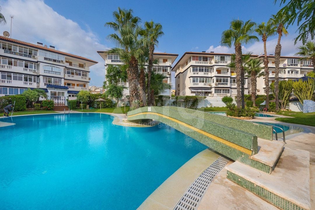 1 Schlafzimmer Appartement in Torrevieja - EES142804 - Foto - 1