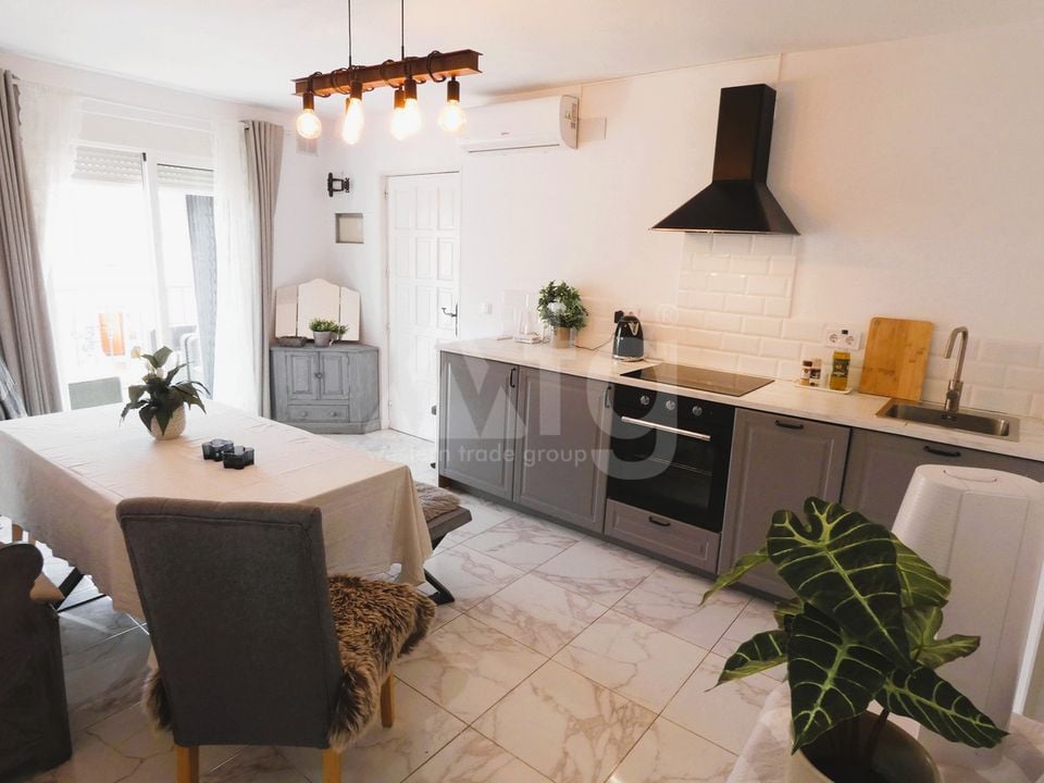 3 bedroom Apartment in Torrevieja - EES142808 - Photo - 8