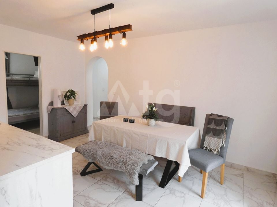 3 bedroom Apartment in Torrevieja - EES142808 - Photo - 4
