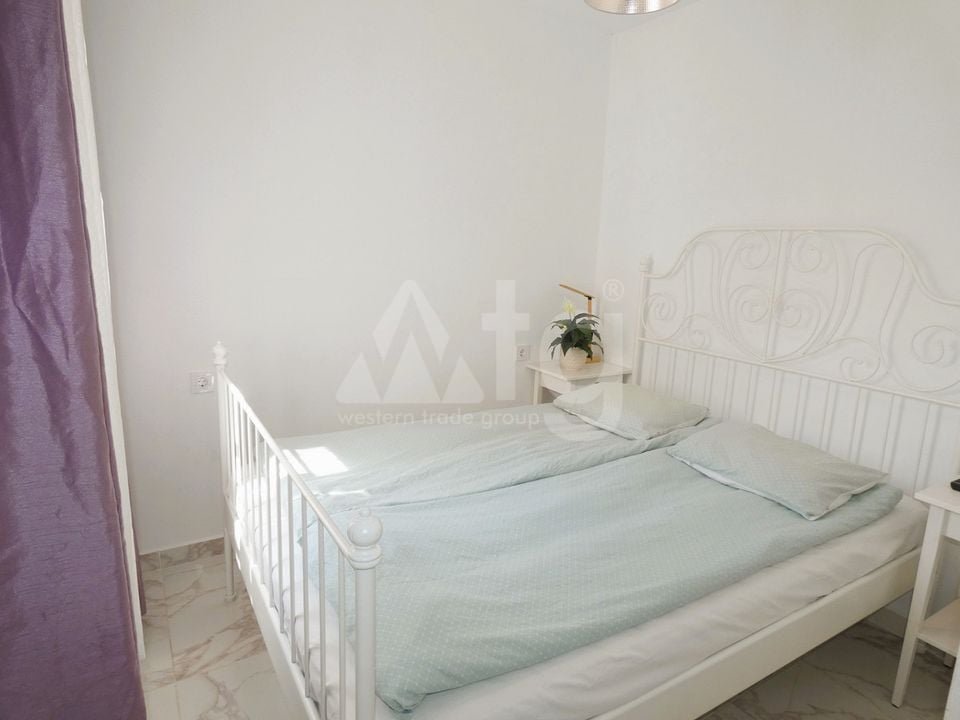 3 bedroom Apartment in Torrevieja - EES142808 - Photo - 9
