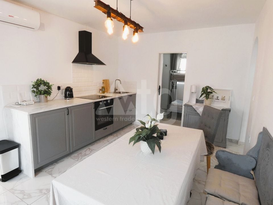 3 bedroom Apartment in Torrevieja - EES142808 - Photo - 7