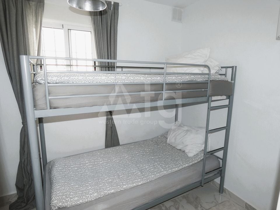 3 bedroom Apartment in Torrevieja - EES142808 - Photo - 12