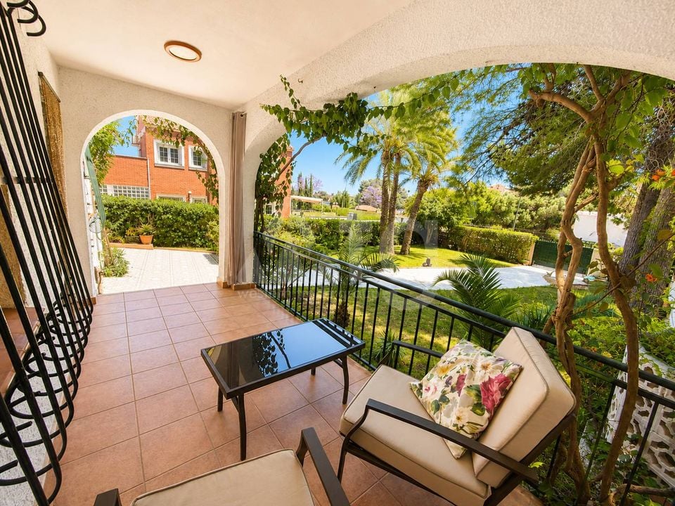 3 bedroom Villa in Torrevieja - TT142869 - Photo - 2