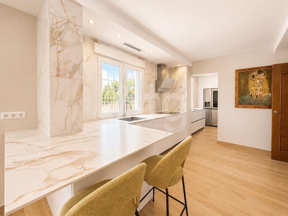 4 bedroom Villa in Dehesa de Campoamor - URE142919 - Photo - 12