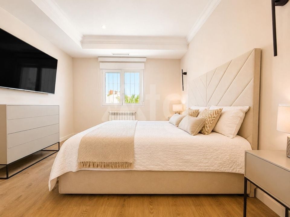 4 bedroom Villa in Dehesa de Campoamor - URE142919 - Photo - 13