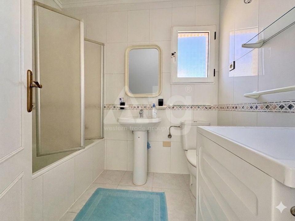 Ático de 3 habitaciones en Playa Flamenca - UBK142920 - Foto - 8
