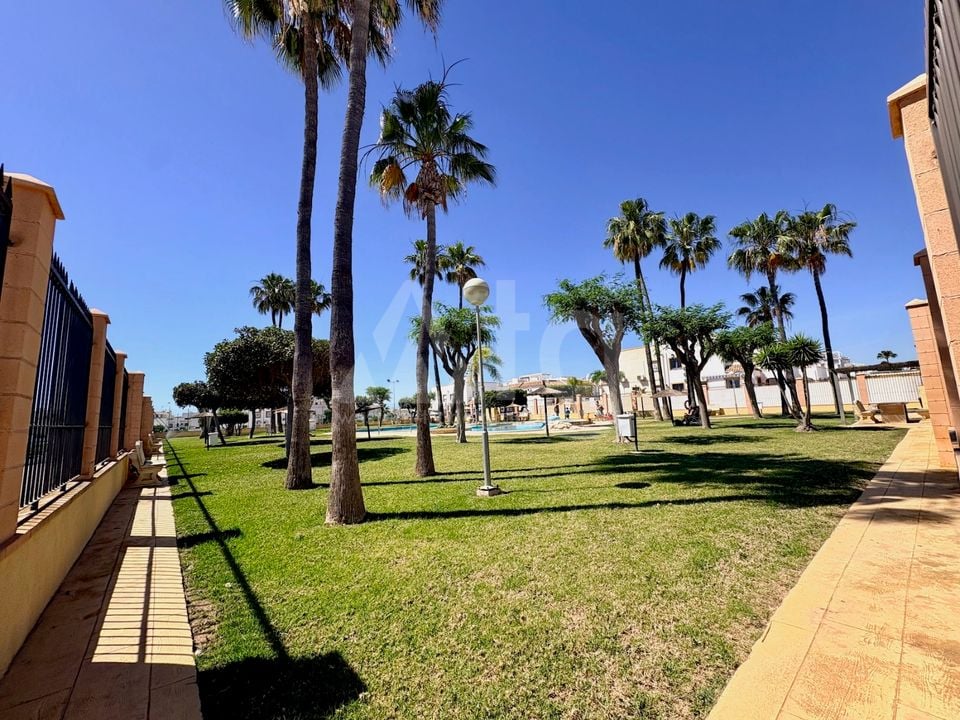 Ático de 3 habitaciones en Playa Flamenca - UBK142920 - Foto - 15