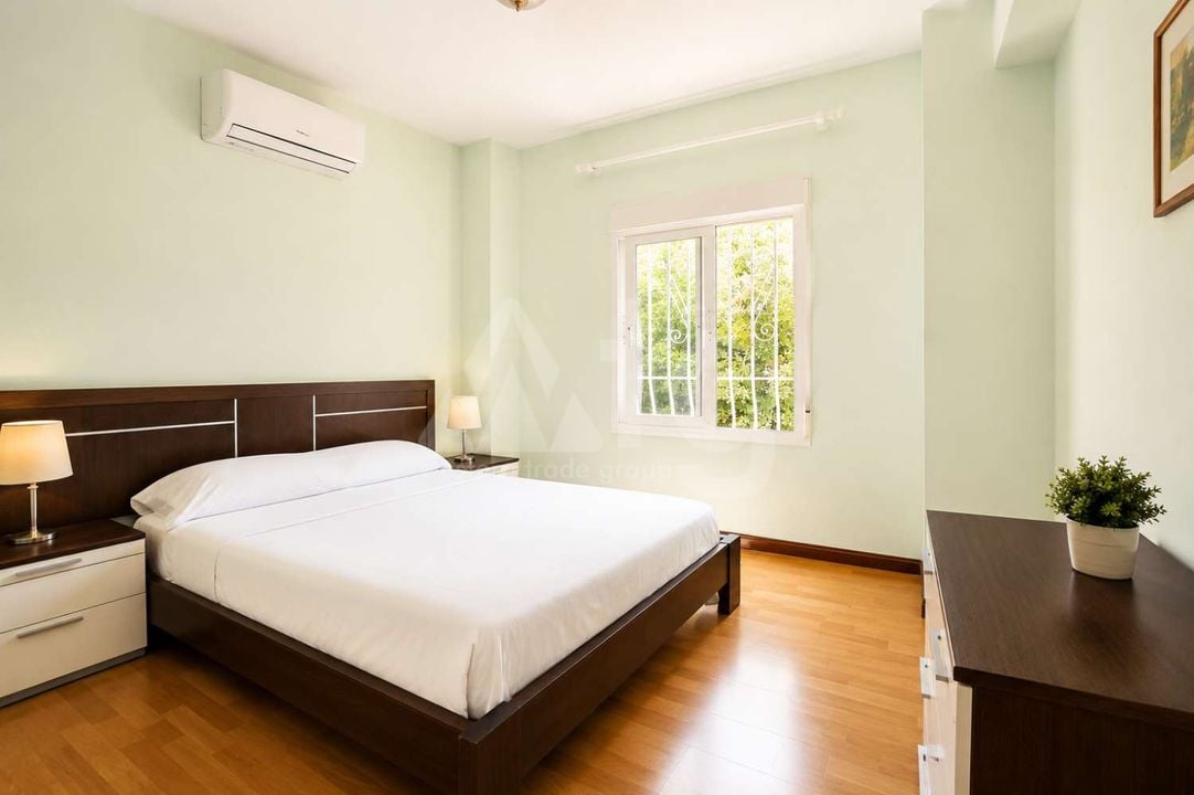 4 bedroom Villa in La Nucia - EES143000 - Photo - 8