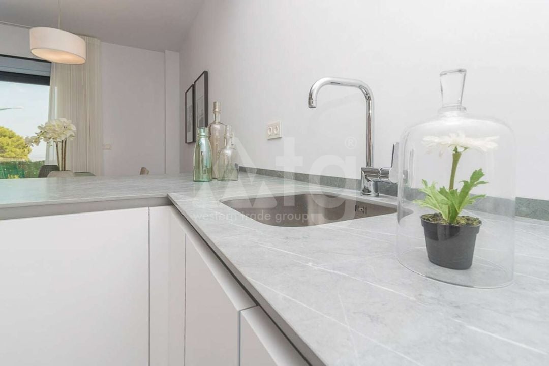 3 bedroom Apartment in Torrevieja - EES143246 - Photo - 8