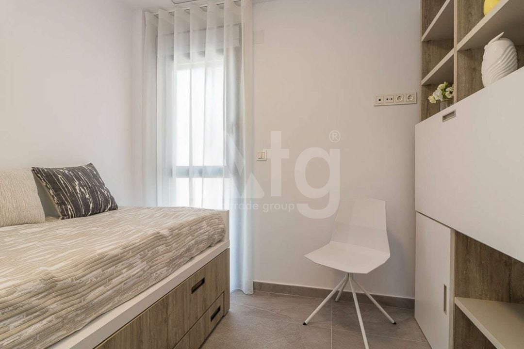 3 bedroom Apartment in Torrevieja - EES143246 - Photo - 13