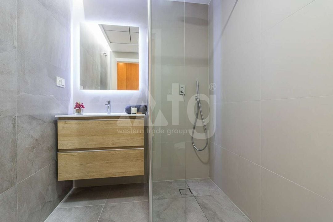 3 bedroom Apartment in Torrevieja - EES143246 - Photo - 15
