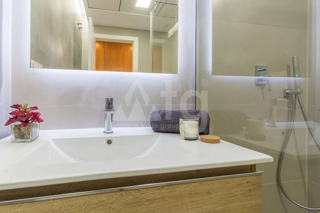 3 bedroom Apartment in Torrevieja - EES143246 - Photo - 16