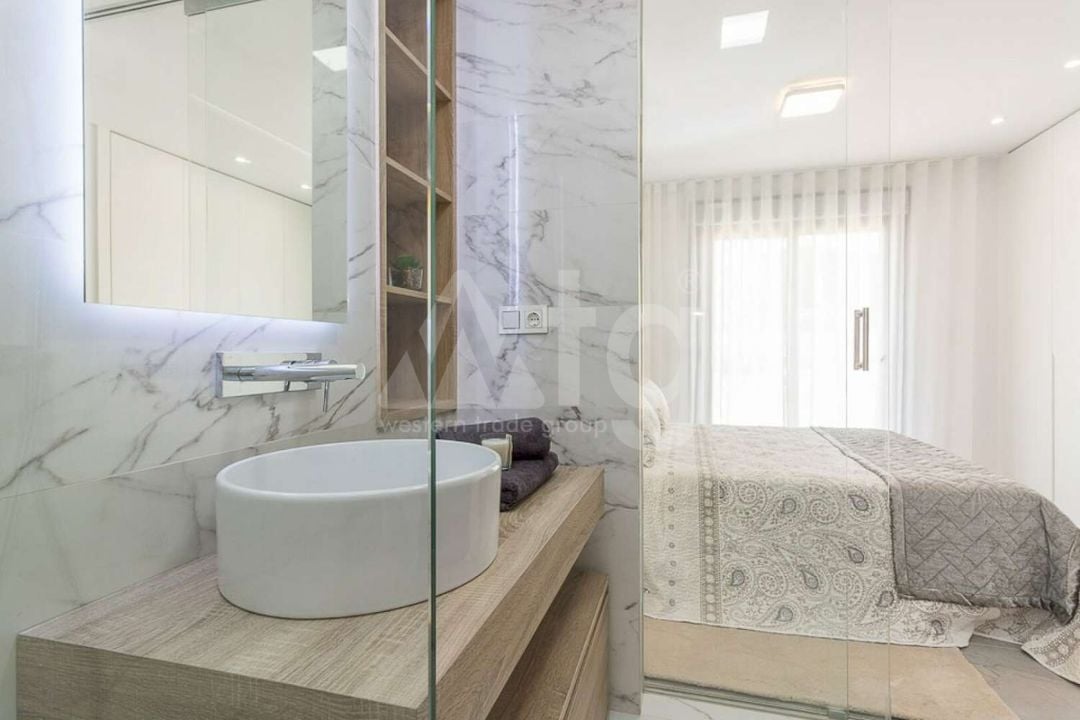 3 bedroom Apartment in Torrevieja - EES143246 - Photo - 19