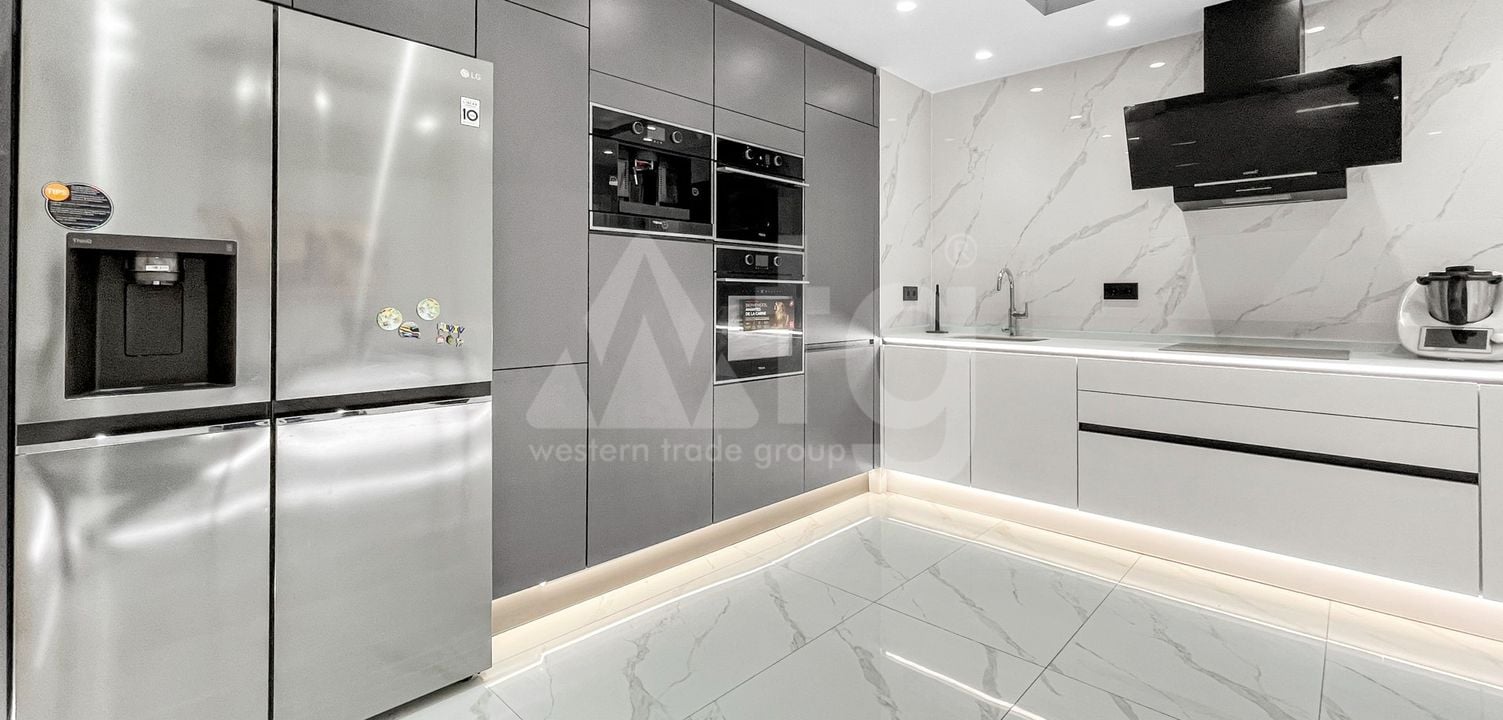 Appartement de 3 chambres à Torrevieja - MVR143285 - Photo - 4
