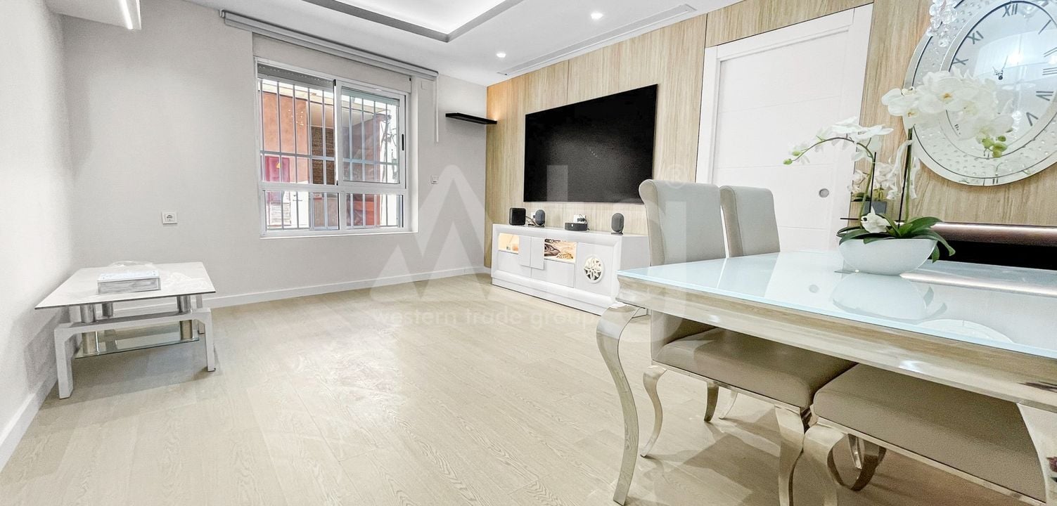 Appartement de 3 chambres à Torrevieja - MVR143285 - Photo - 1