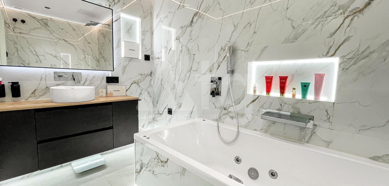 Appartement de 3 chambres à Torrevieja - MVR143285 - Photo - 13