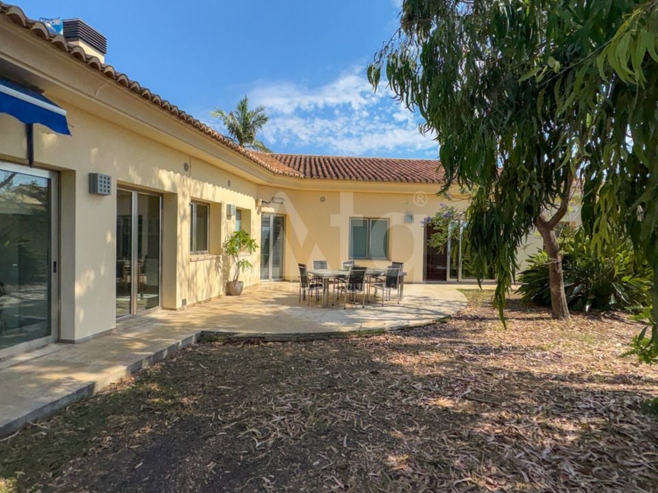 6 bedroom Villa in El Verger - EGH143513 - Photo - 2