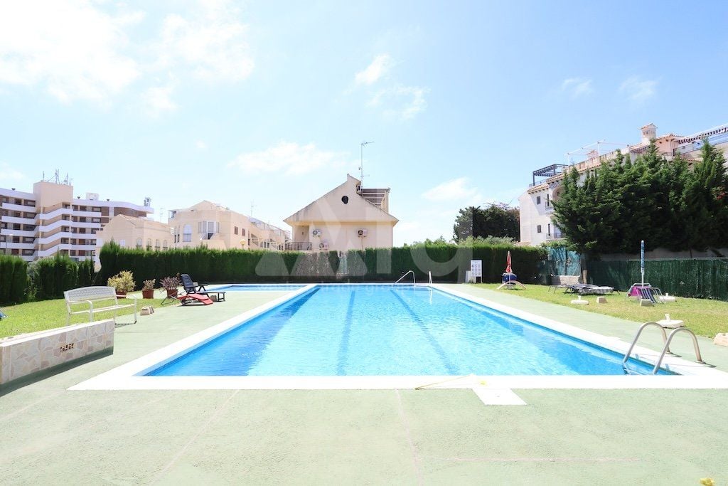 3 bedroom Apartment in Orihuela Costa - CSH143715 - Photo - 2