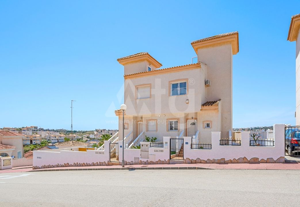 Villa de 3 chambres à Ciudad Quesada - CBB143828 - Photo - 1