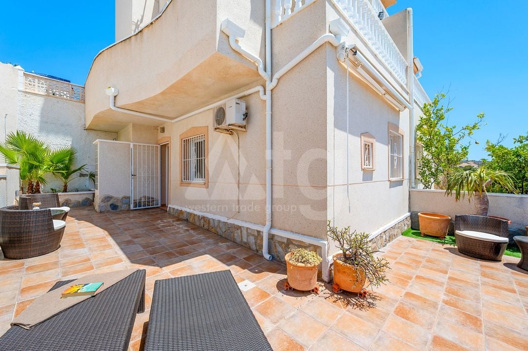 Villa de 3 chambres à Ciudad Quesada - CBB143828 - Photo - 3