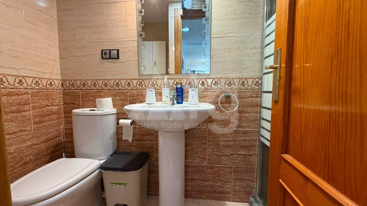 2 bedroom Apartment in Torrevieja - CT143842 - Photo - 17