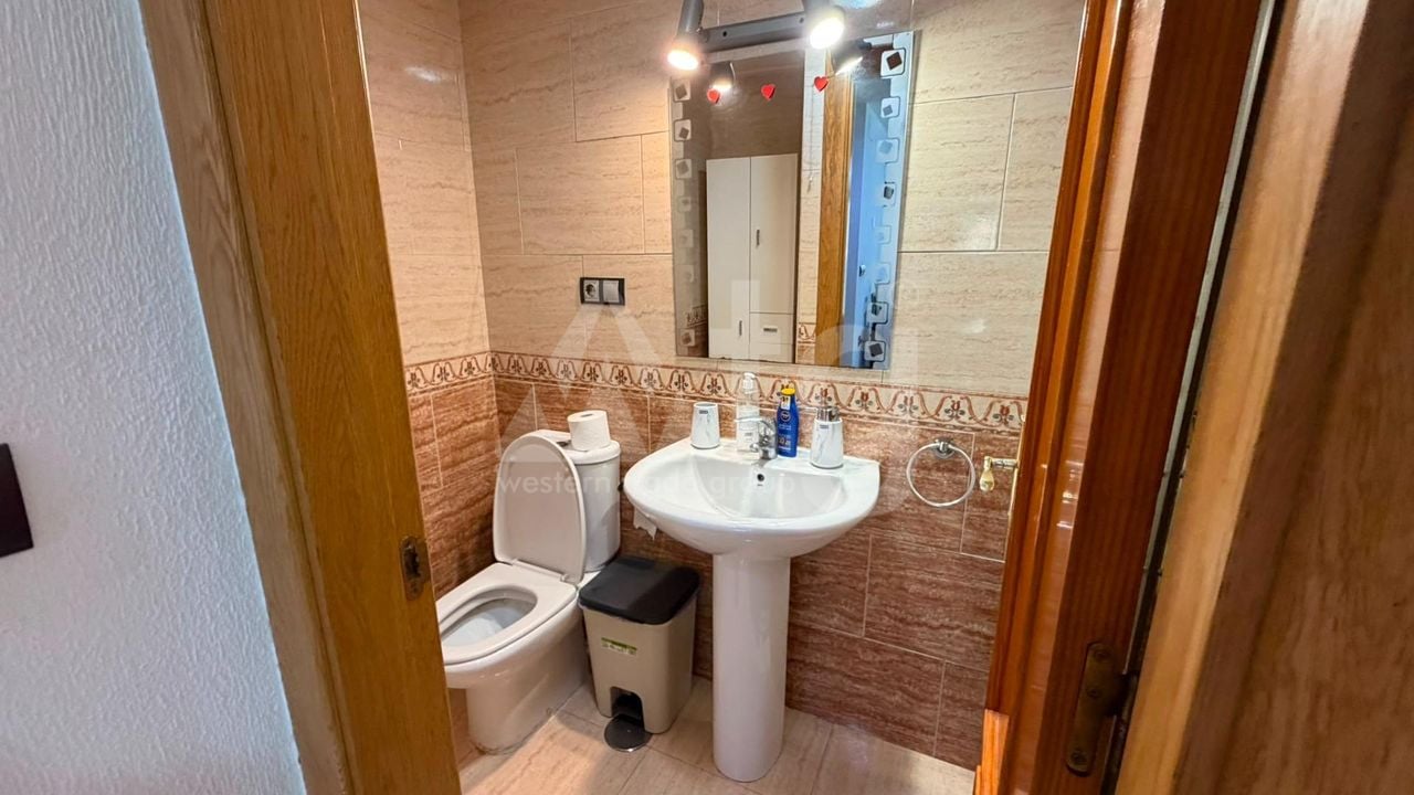 2 bedroom Apartment in Torrevieja - CT143842 - Photo - 16