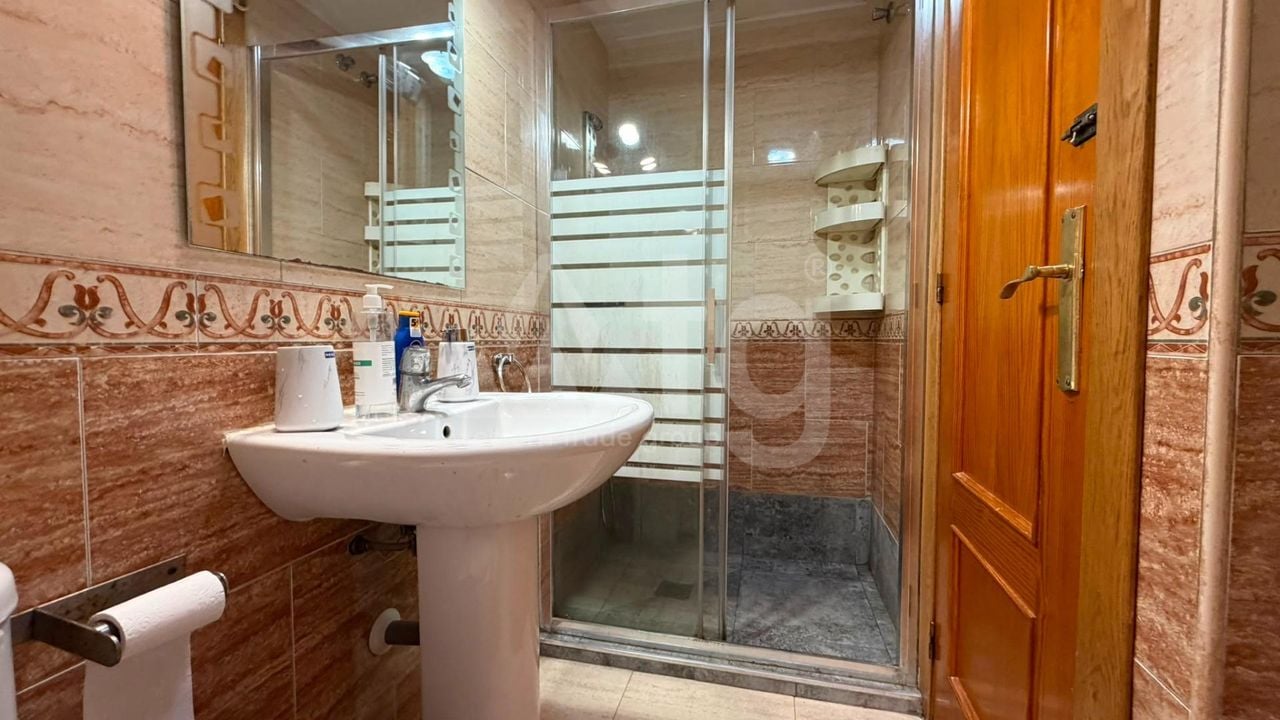 2 bedroom Apartment in Torrevieja - CT143842 - Photo - 19