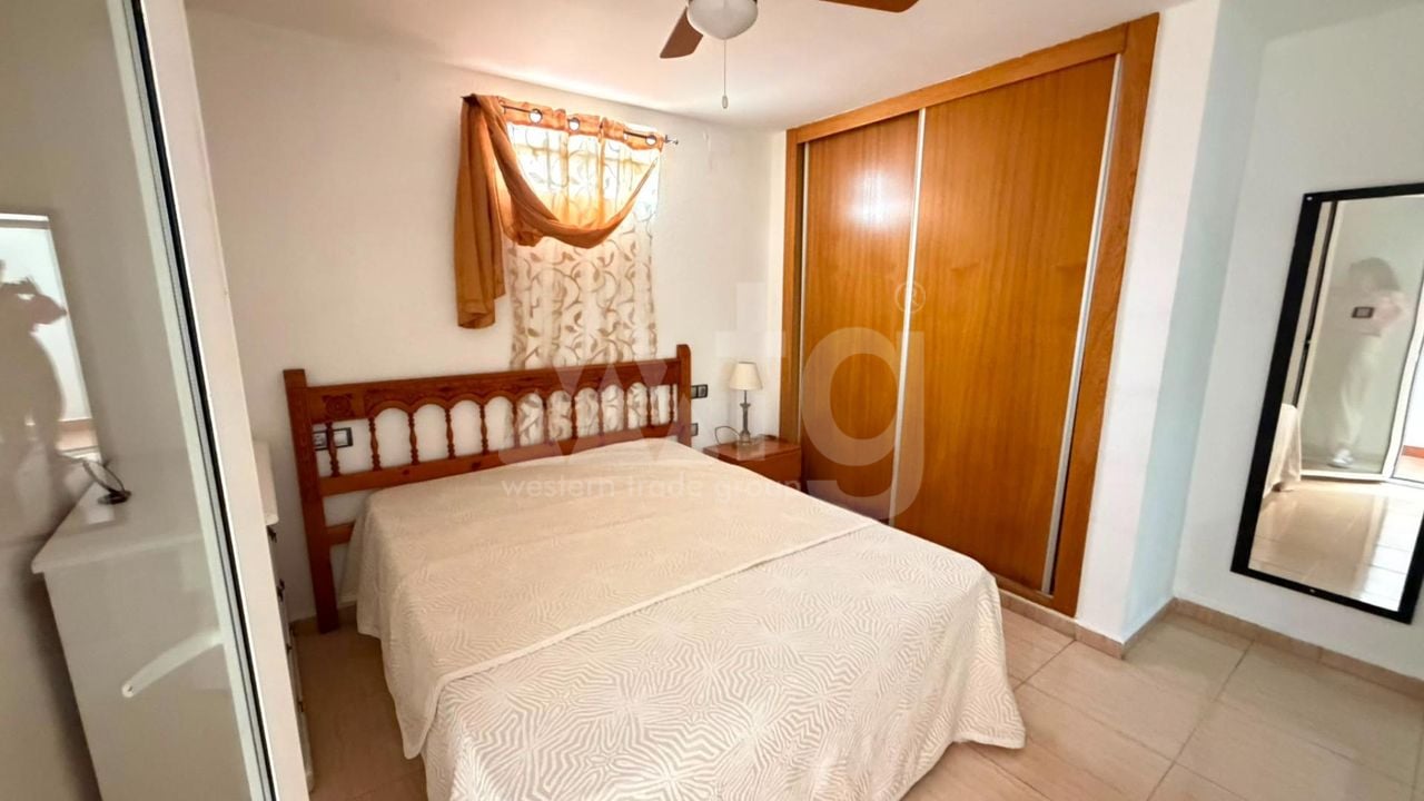 2 bedroom Apartment in Torrevieja - CT143842 - Photo - 11